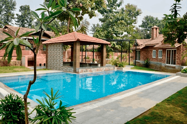 10-farmhouse-near-delhi-for-weekend-farmhouse-with-swimming-pool