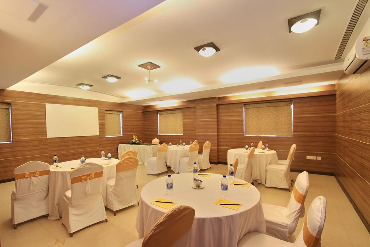 Hotel Nandhana Grand Koramangala